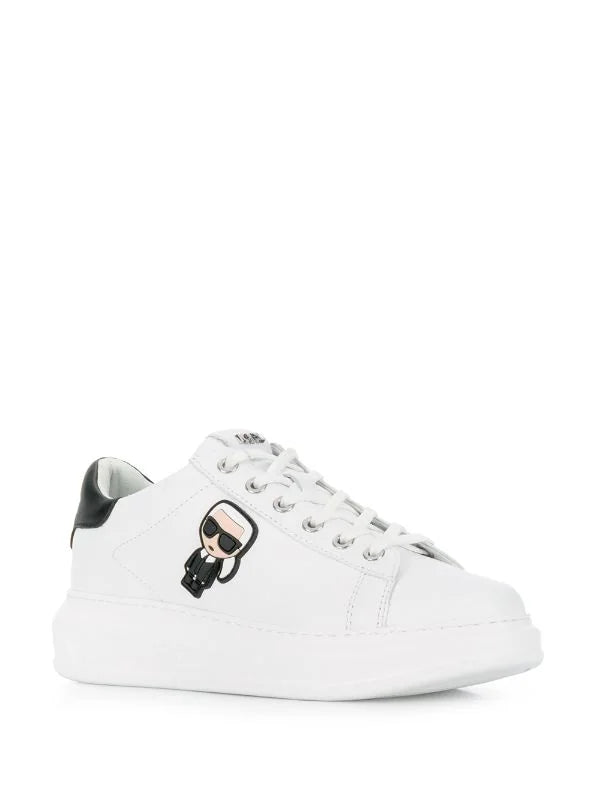 Karl Lagerfeld
Ikonik Karl sneakers